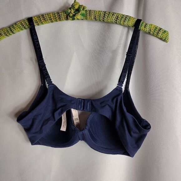 Victoria's secret bra - Picture 3 of 4